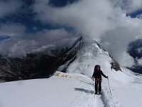 Juste au dessus du camp 1, on démarre pour notre 1er portage au camp 2 avec Laurent. Xavier mal en point avec son dos reste tranquillement au c1.